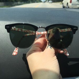 RAY BANS Clubmaster Limited Edition